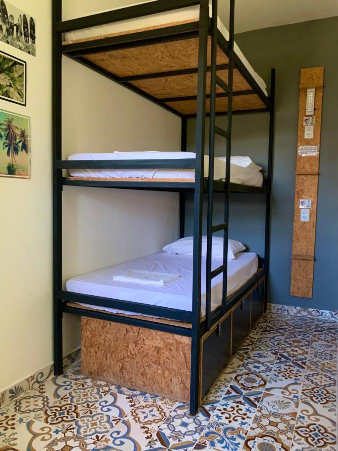 A Coroa Hostel & Suites Араял до Кабо Екстериор снимка