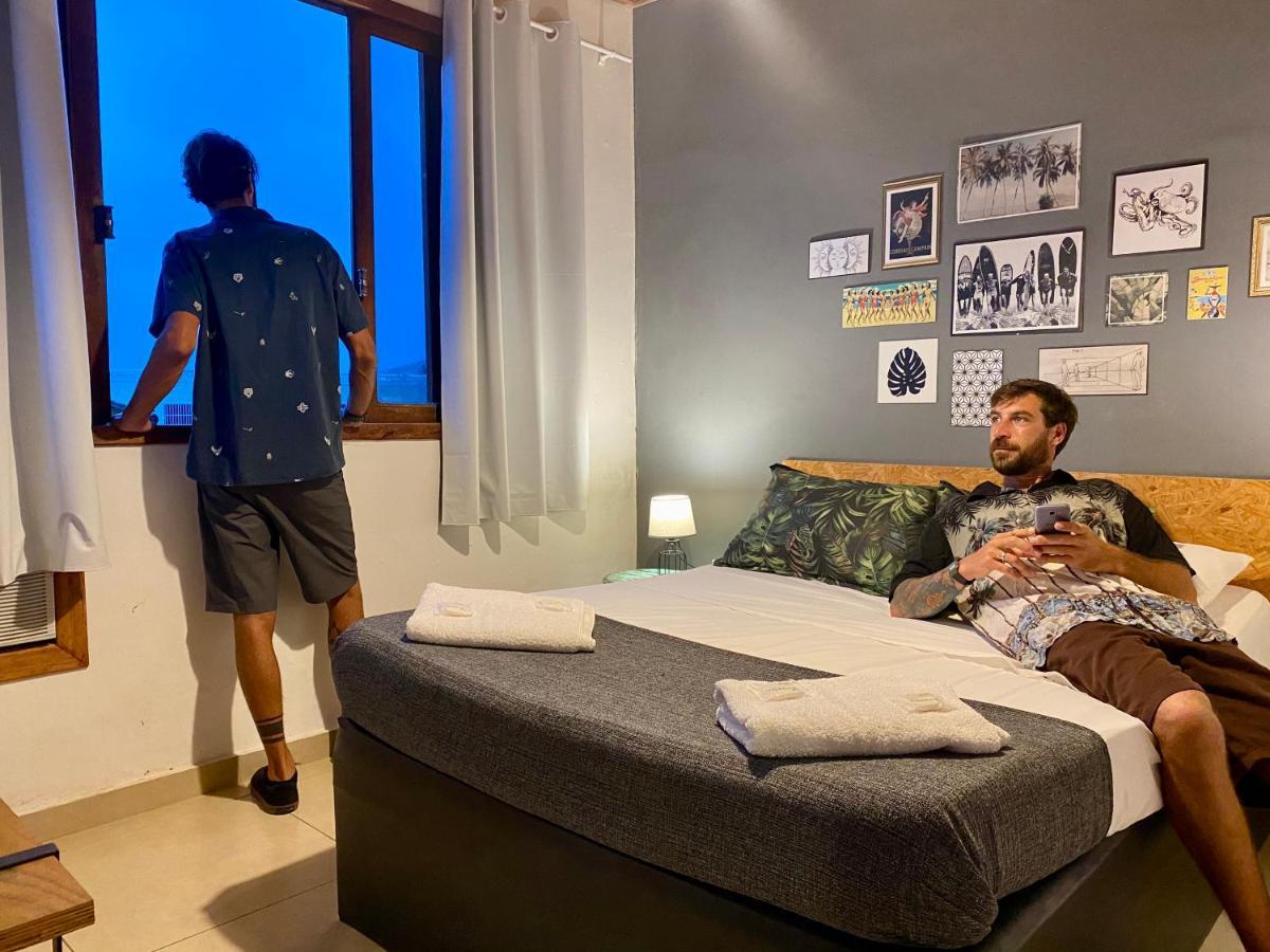 A Coroa Hostel & Suites Араял до Кабо Екстериор снимка
