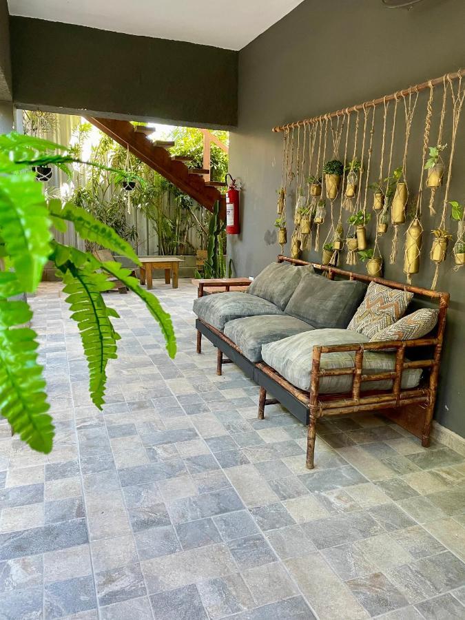 A Coroa Hostel & Suites Араял до Кабо Екстериор снимка
