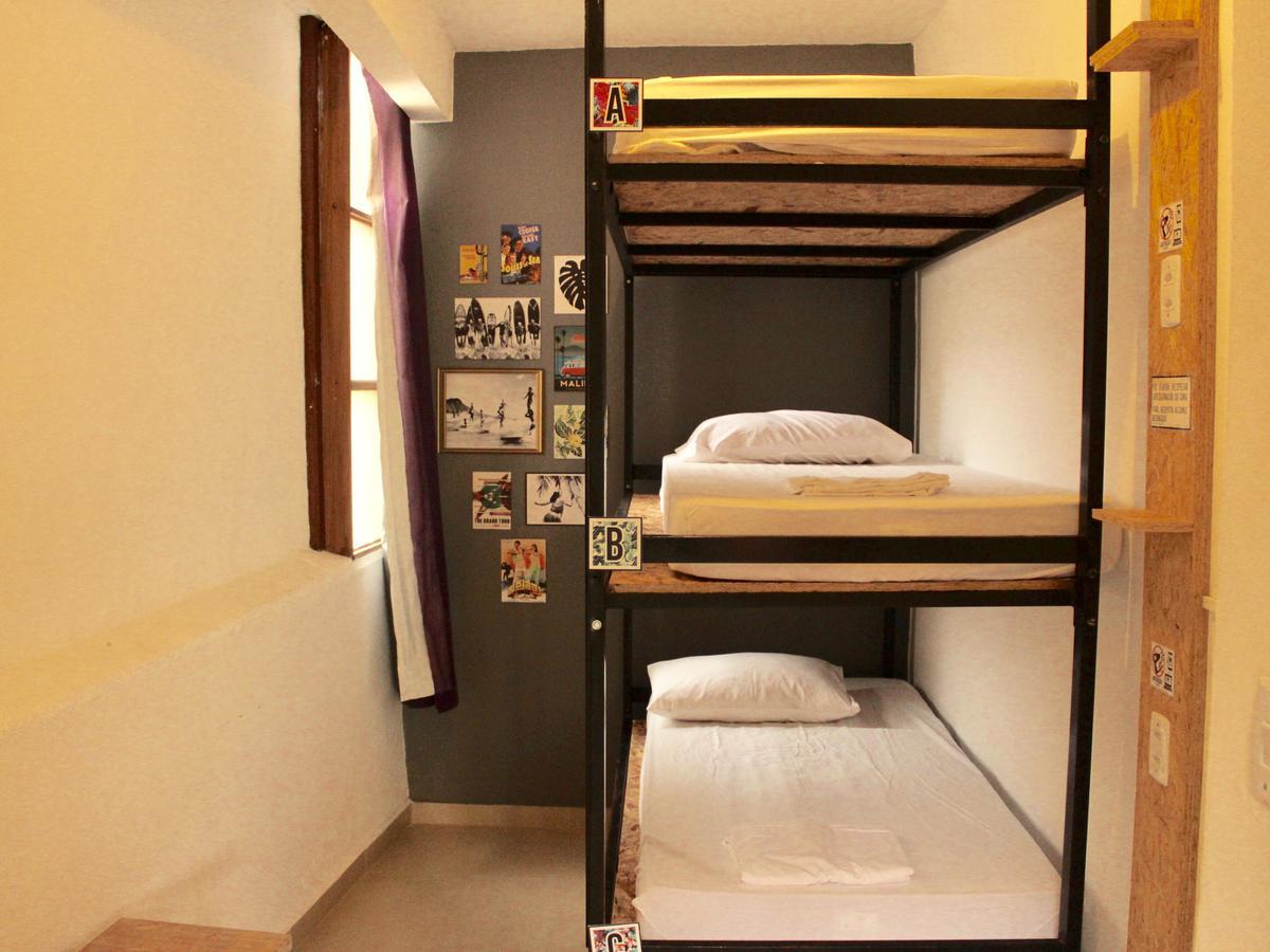A Coroa Hostel & Suites Араял до Кабо Екстериор снимка